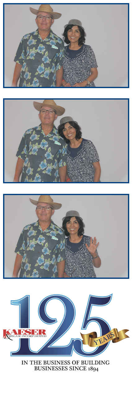 Kaeser & Blair  | View more photos from the event at gallery.saycheesephotobooth.com/u/SayCheesePhotoBooth/Kaeser-Blair