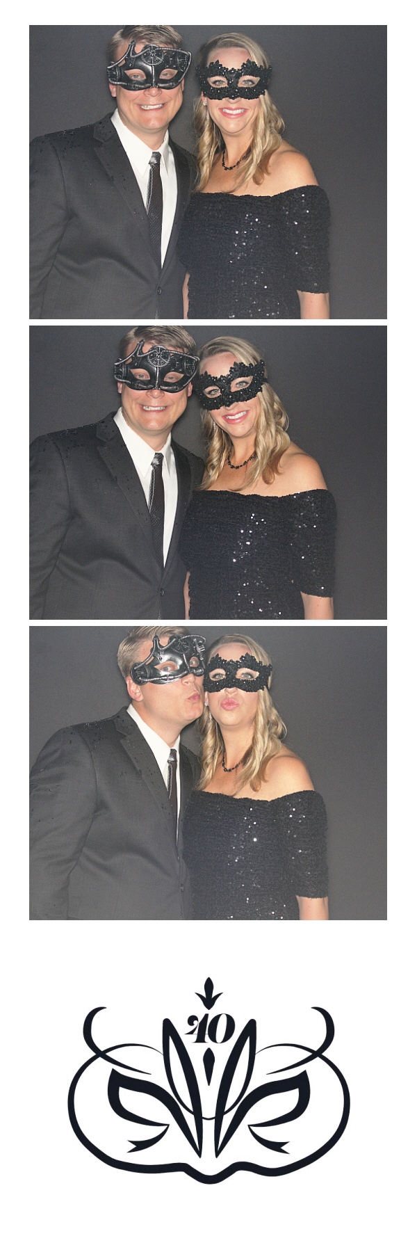 Kelly & Krista's 40th! | View more photos from the event at gallery.saycheesephotobooth.com/u/SayCheesePhotoBooth/Kelly-Kristas-40th