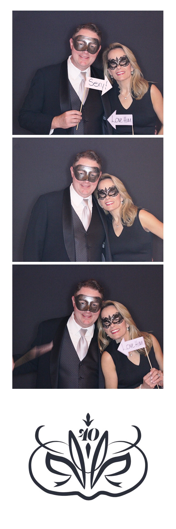 Kelly & Krista's 40th! | View more photos from the event at gallery.saycheesephotobooth.com/u/SayCheesePhotoBooth/Kelly-Kristas-40th