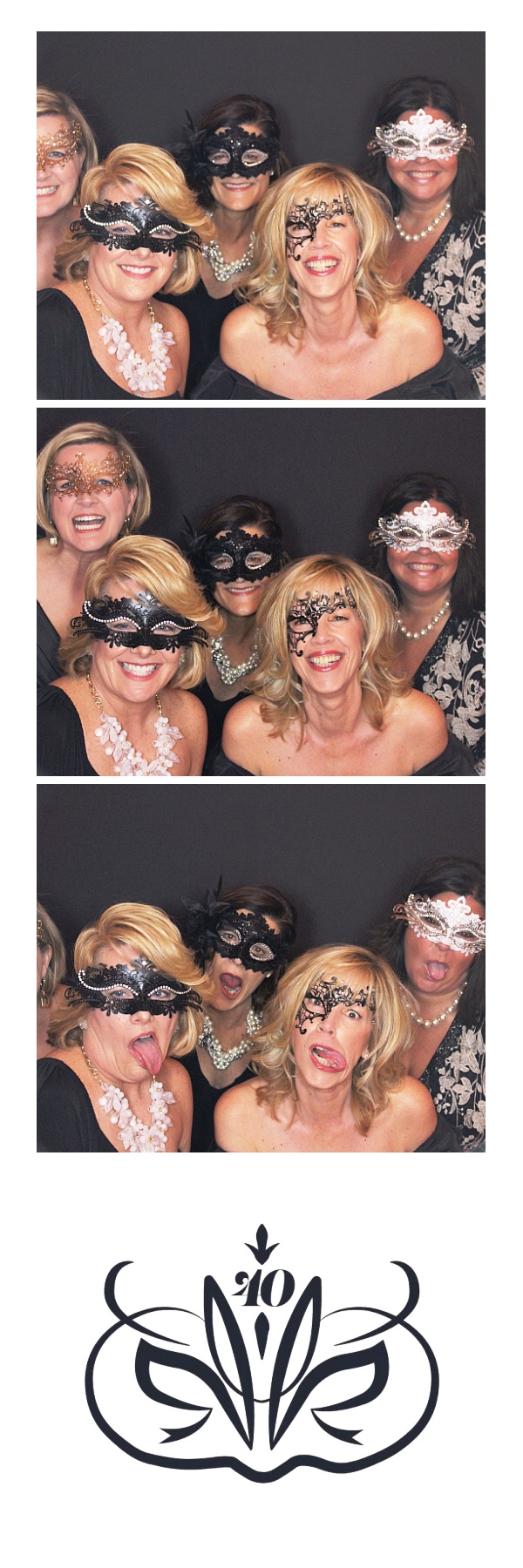 Kelly & Krista's 40th! | View more photos from the event at gallery.saycheesephotobooth.com/u/SayCheesePhotoBooth/Kelly-Kristas-40th