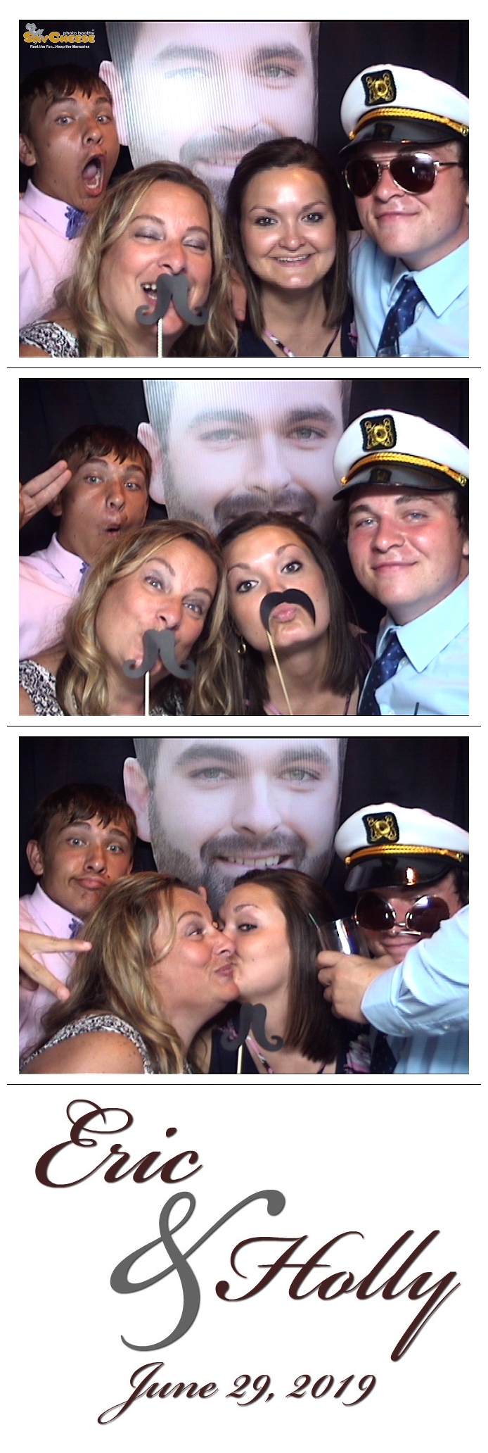 Kleiner wedding  | View more photos from the event at gallery.saycheesephotobooth.com/u/SayCheesePhotoBooth/Kleiner-wedding