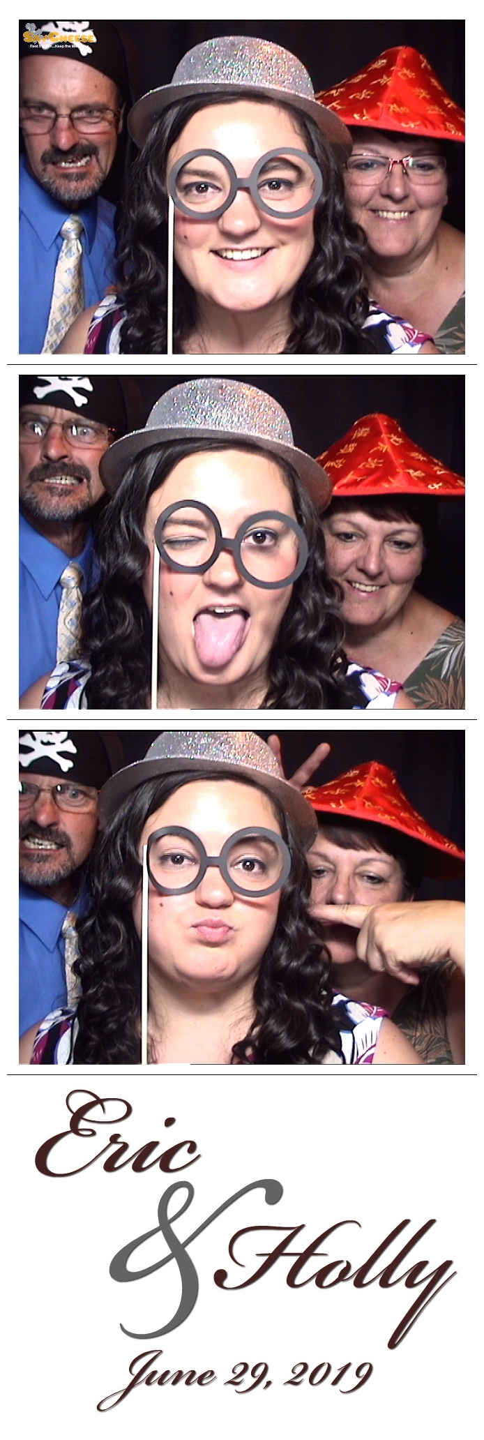 Kleiner wedding  | View more photos from the event at gallery.saycheesephotobooth.com/u/SayCheesePhotoBooth/Kleiner-wedding