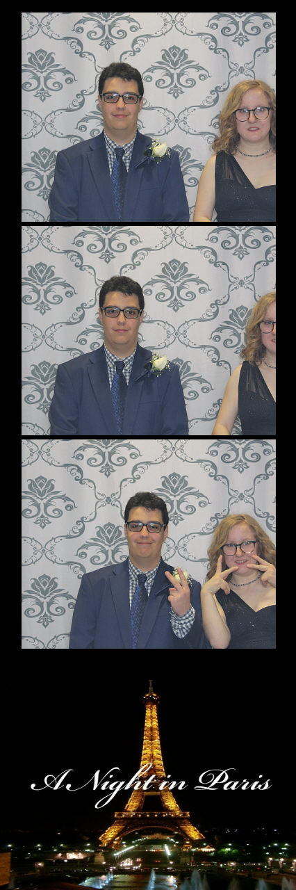 Lakota East Prom 2019 | View more photos from the event at gallery.saycheesephotobooth.com/u/SayCheesePhotoBooth/Lakota-East-Prom-2019