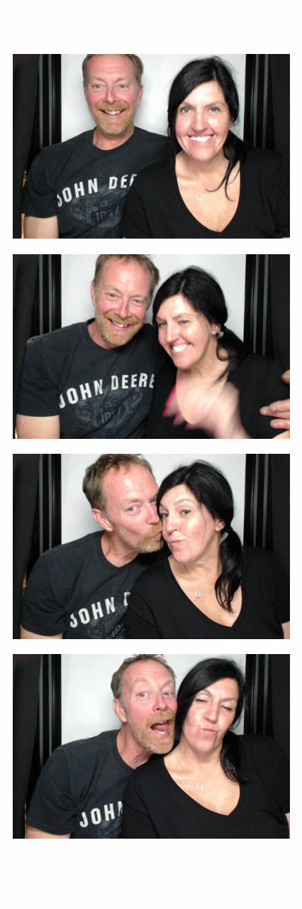 MacKenzie's Grad Party  | View more photos from the event at gallery.saycheesephotobooth.com/u/SayCheesePhotoBooth/MacKenzies-Grad-Party