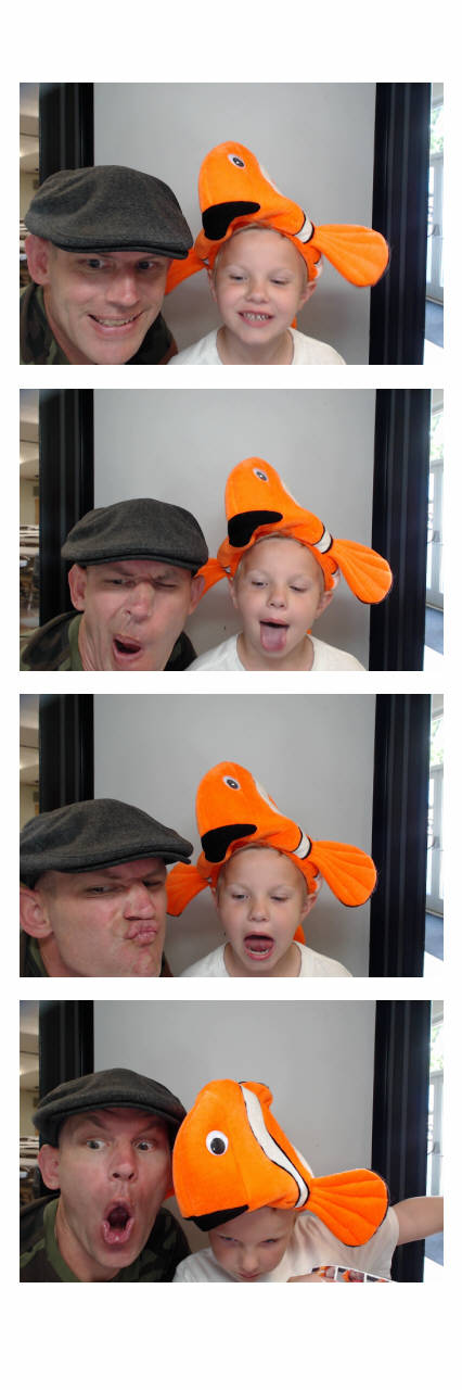 MacKenzie's Grad Party  | View more photos from the event at gallery.saycheesephotobooth.com/u/SayCheesePhotoBooth/MacKenzies-Grad-Party