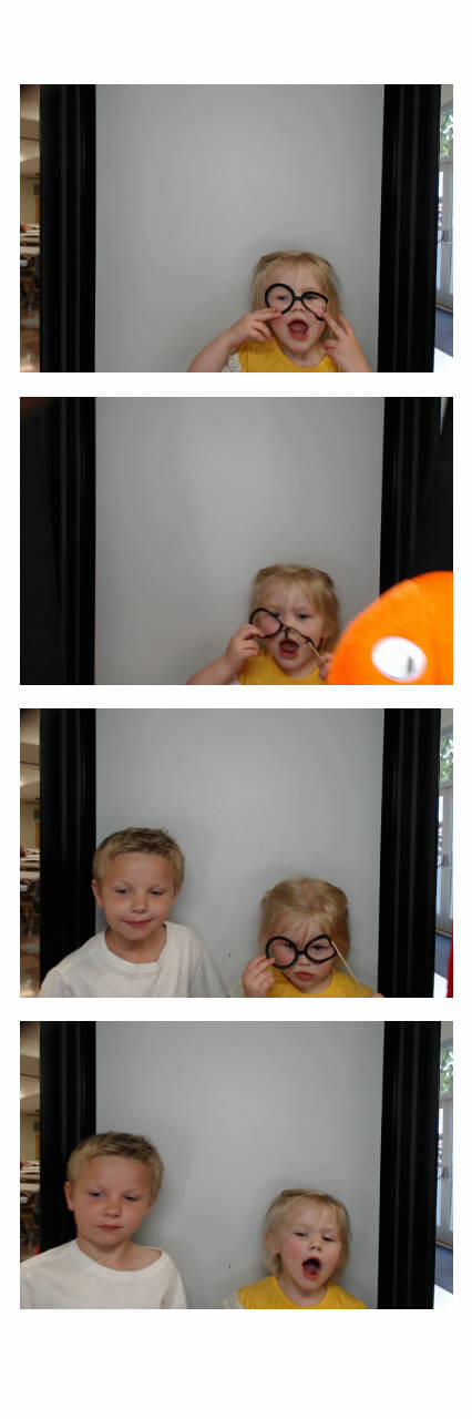 MacKenzie's Grad Party  | View more photos from the event at gallery.saycheesephotobooth.com/u/SayCheesePhotoBooth/MacKenzies-Grad-Party