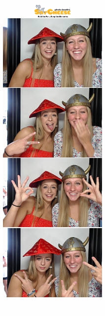 Makenna's Graduation Party  | View more photos from the event at gallery.saycheesephotobooth.com/u/SayCheesePhotoBooth/Makennas-Graduation-Party