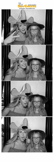 Makenna's Graduation Party  | View more photos from the event at gallery.saycheesephotobooth.com/u/SayCheesePhotoBooth/Makennas-Graduation-Party