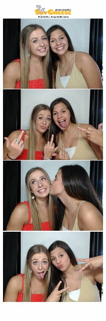 Makenna's Graduation Party  | View more photos from the event at gallery.saycheesephotobooth.com/u/SayCheesePhotoBooth/Makennas-Graduation-Party