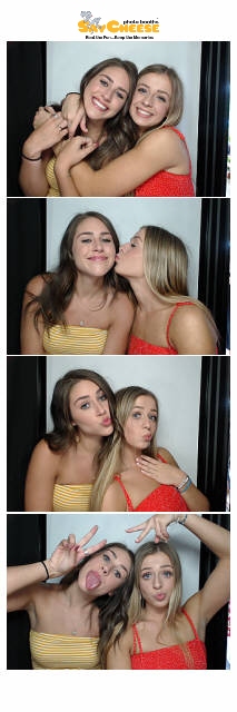 Makenna's Graduation Party  | View more photos from the event at gallery.saycheesephotobooth.com/u/SayCheesePhotoBooth/Makennas-Graduation-Party