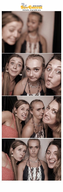 Makenna's Graduation Party  | View more photos from the event at gallery.saycheesephotobooth.com/u/SayCheesePhotoBooth/Makennas-Graduation-Party
