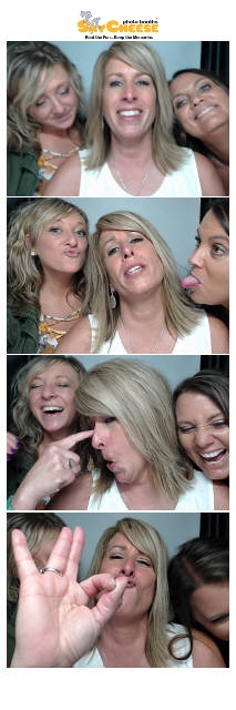 Makenna's Graduation Party  | View more photos from the event at gallery.saycheesephotobooth.com/u/SayCheesePhotoBooth/Makennas-Graduation-Party
