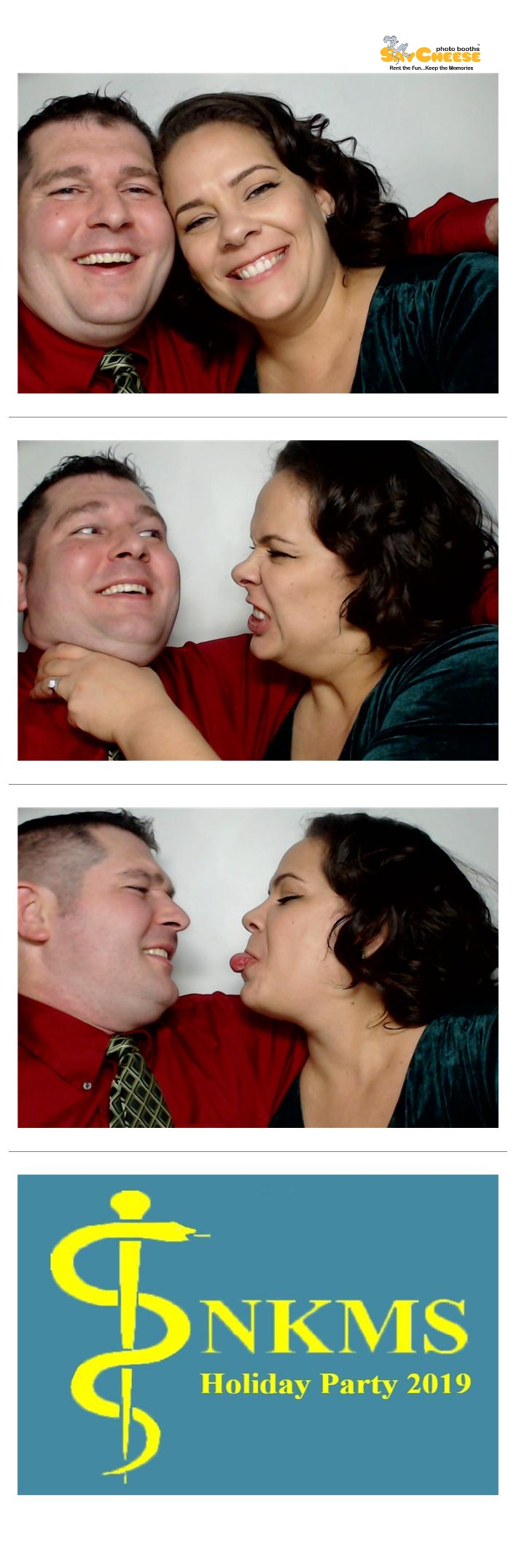 NKMS Holiday Party  | View more photos from the event at gallery.saycheesephotobooth.com/u/SayCheesePhotoBooth/NKMS-Holiday-Party