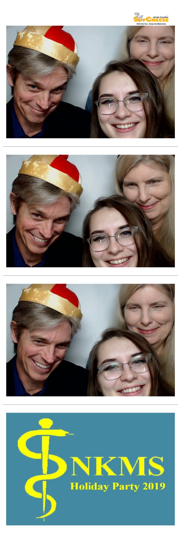 NKMS Holiday Party  | View more photos from the event at gallery.saycheesephotobooth.com/u/SayCheesePhotoBooth/NKMS-Holiday-Party