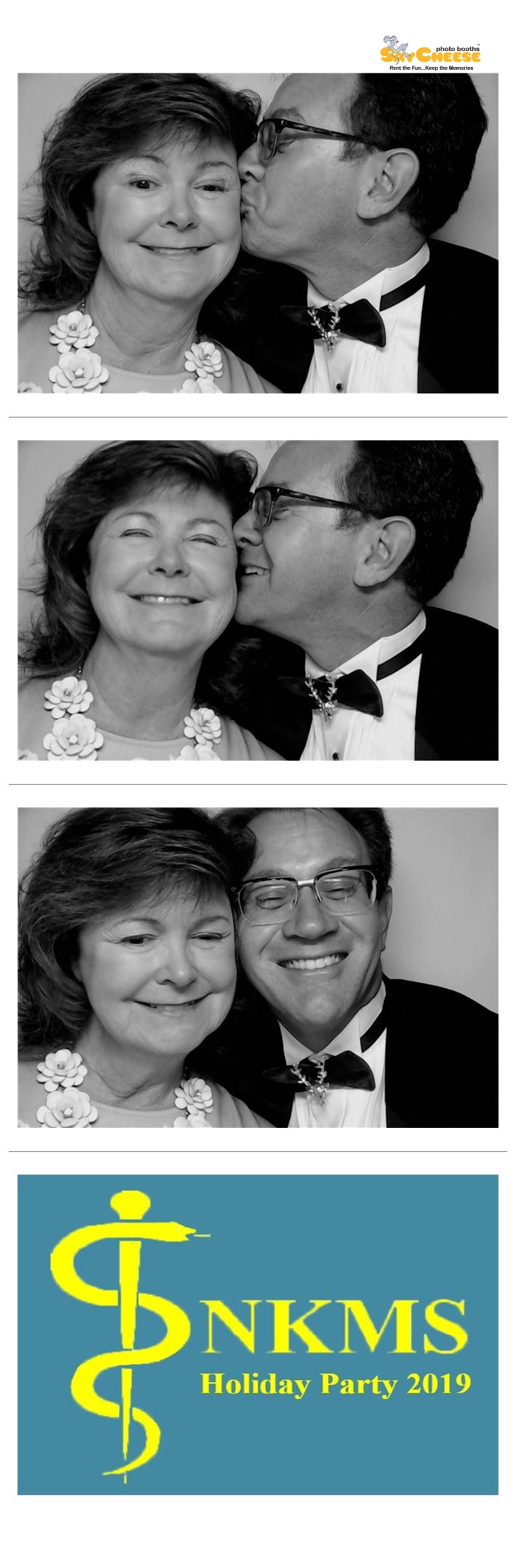 NKMS Holiday Party  | View more photos from the event at gallery.saycheesephotobooth.com/u/SayCheesePhotoBooth/NKMS-Holiday-Party