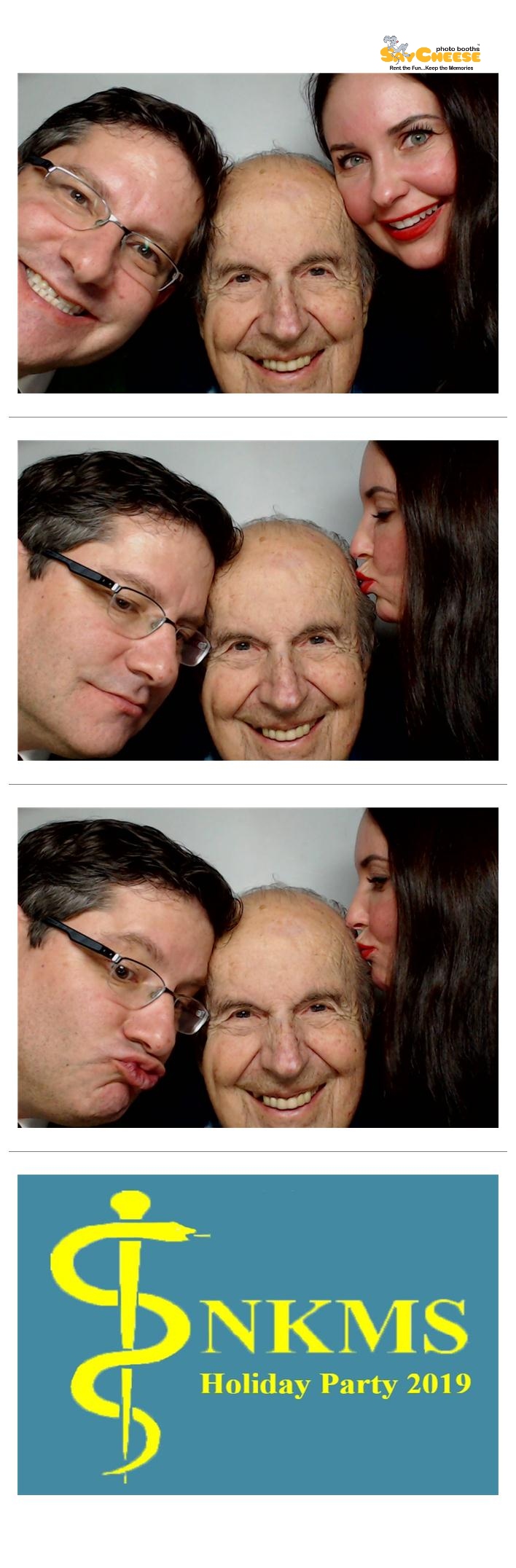 NKMS Holiday Party  | View more photos from the event at gallery.saycheesephotobooth.com/u/SayCheesePhotoBooth/NKMS-Holiday-Party