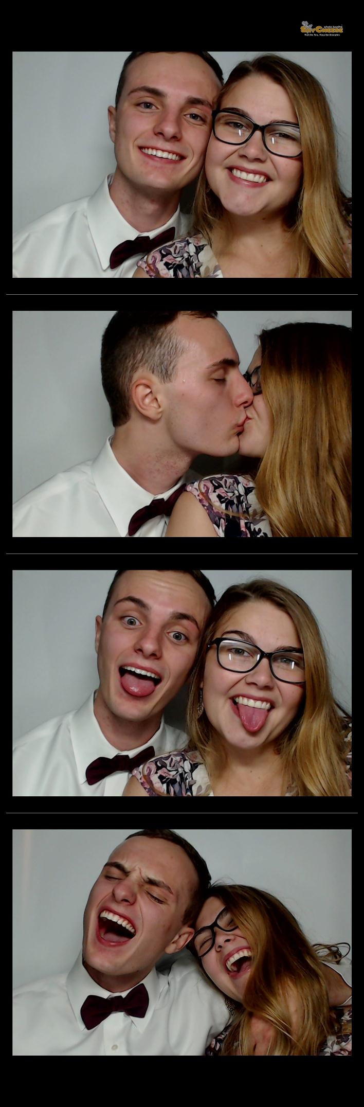 Newell Wedding  | View more photos from the event at gallery.saycheesephotobooth.com/u/SayCheesePhotoBooth/Newell-Wedding