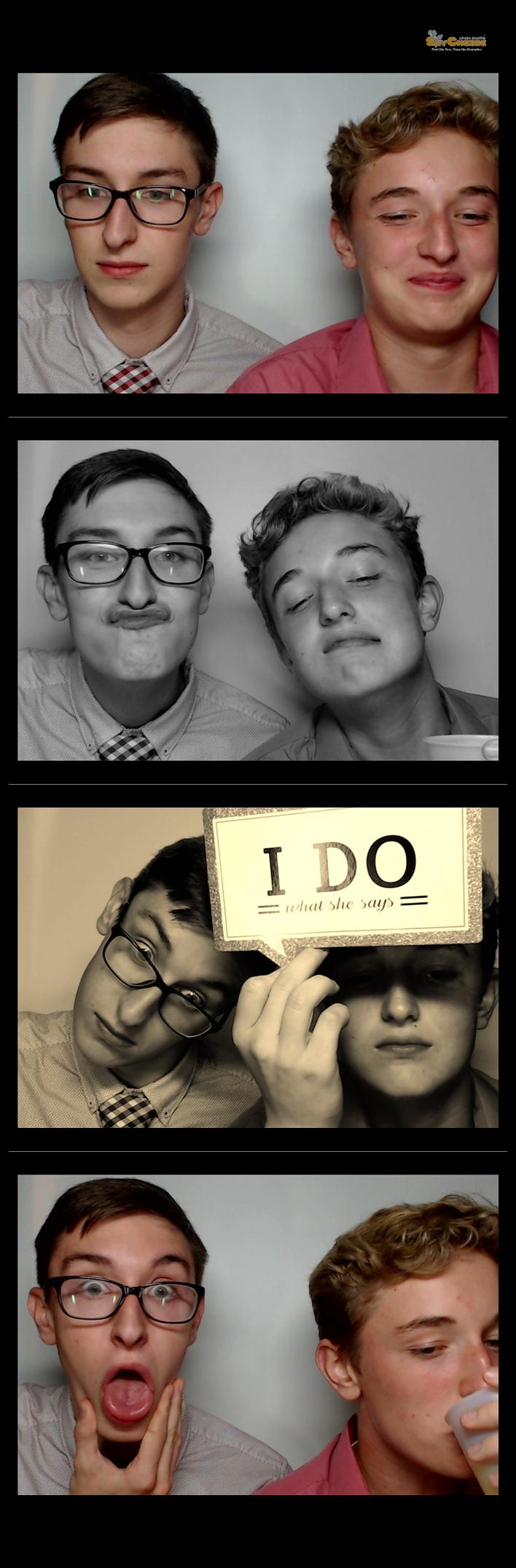 Newell Wedding  | View more photos from the event at gallery.saycheesephotobooth.com/u/SayCheesePhotoBooth/Newell-Wedding