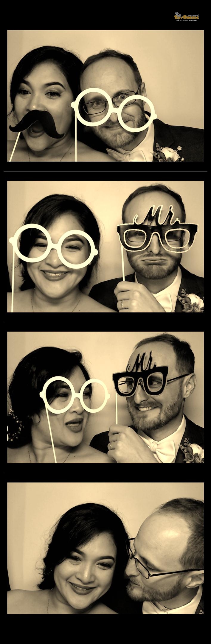 Newell Wedding  | View more photos from the event at gallery.saycheesephotobooth.com/u/SayCheesePhotoBooth/Newell-Wedding