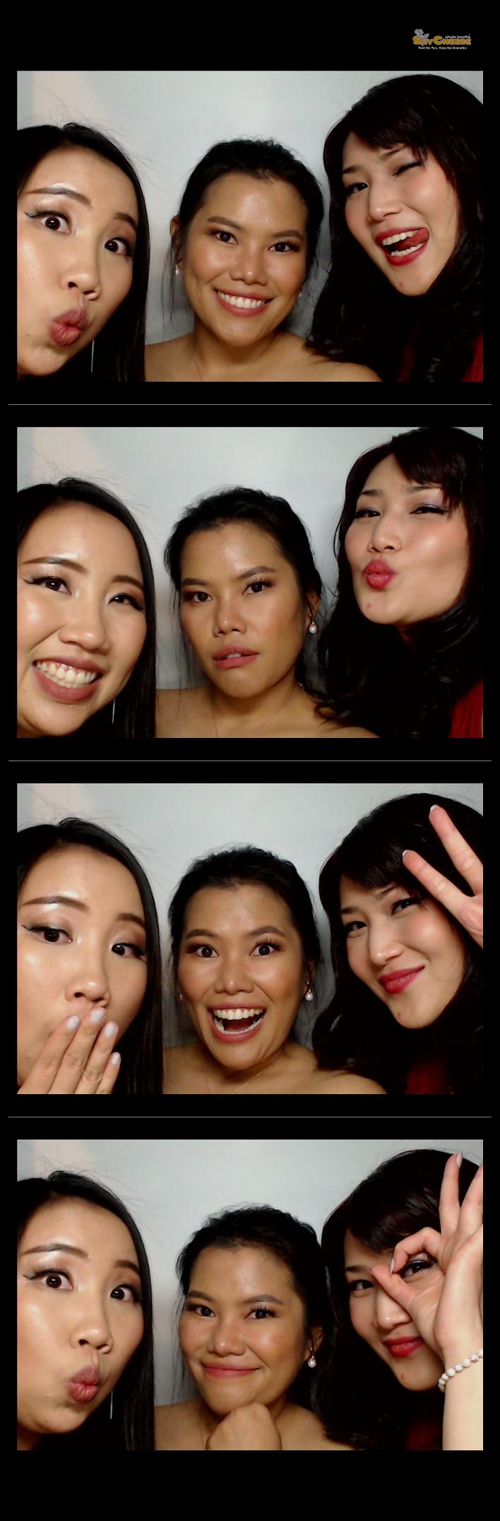 Newell Wedding  | View more photos from the event at gallery.saycheesephotobooth.com/u/SayCheesePhotoBooth/Newell-Wedding