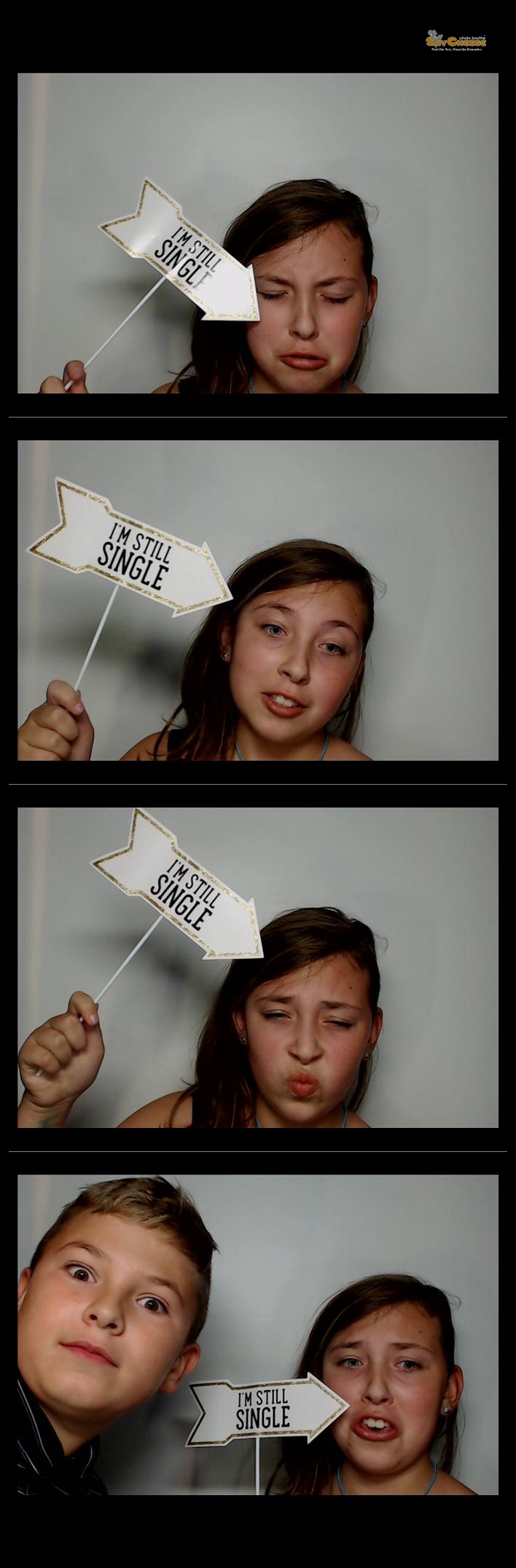 Newell Wedding  | View more photos from the event at gallery.saycheesephotobooth.com/u/SayCheesePhotoBooth/Newell-Wedding