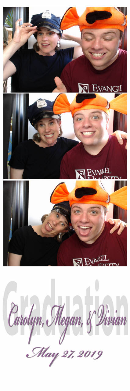 Peck Graduation Party  | View more photos from the event at gallery.saycheesephotobooth.com/u/SayCheesePhotoBooth/Peck-Graduation-Party