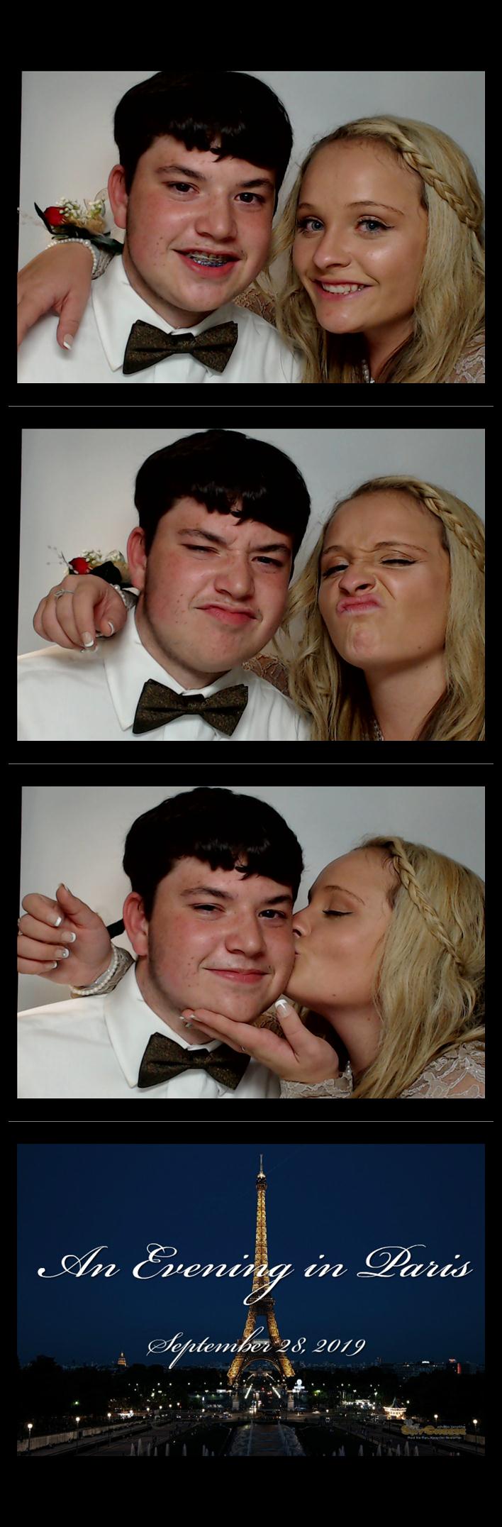Pendleton County HS Homecoming  | View more photos from the event at gallery.saycheesephotobooth.com/u/SayCheesePhotoBooth/Pendleton-County-HS-Homecoming