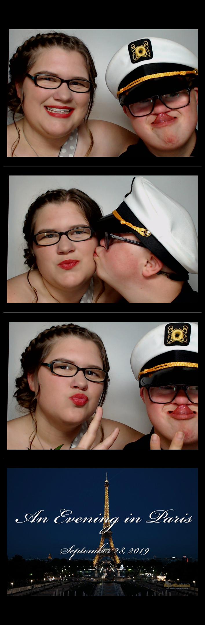 Pendleton County HS Homecoming  | View more photos from the event at gallery.saycheesephotobooth.com/u/SayCheesePhotoBooth/Pendleton-County-HS-Homecoming