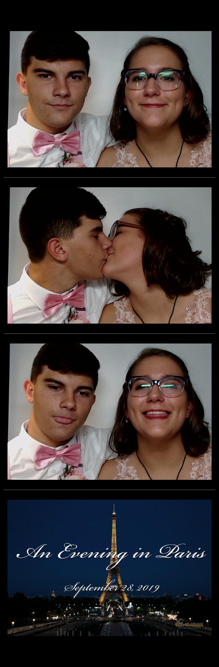 Pendleton County HS Homecoming  | View more photos from the event at gallery.saycheesephotobooth.com/u/SayCheesePhotoBooth/Pendleton-County-HS-Homecoming