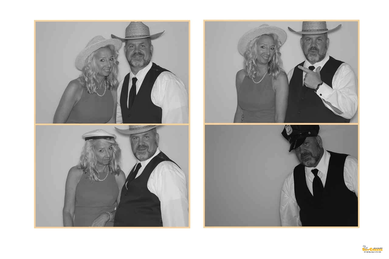 Peterman Wedding  | View more photos from the event at gallery.saycheesephotobooth.com/u/SayCheesePhotoBooth/Peterman-Wedding