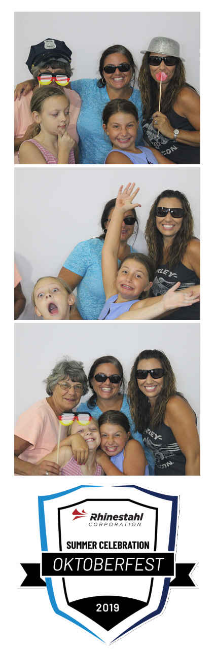 Rhinestahl Oktoberfest  | View more photos from the event at gallery.saycheesephotobooth.com/u/SayCheesePhotoBooth/Rhinestahl-Oktoberfest
