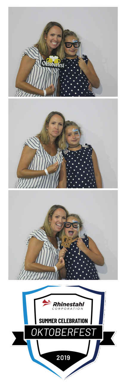 Rhinestahl Oktoberfest  | View more photos from the event at gallery.saycheesephotobooth.com/u/SayCheesePhotoBooth/Rhinestahl-Oktoberfest