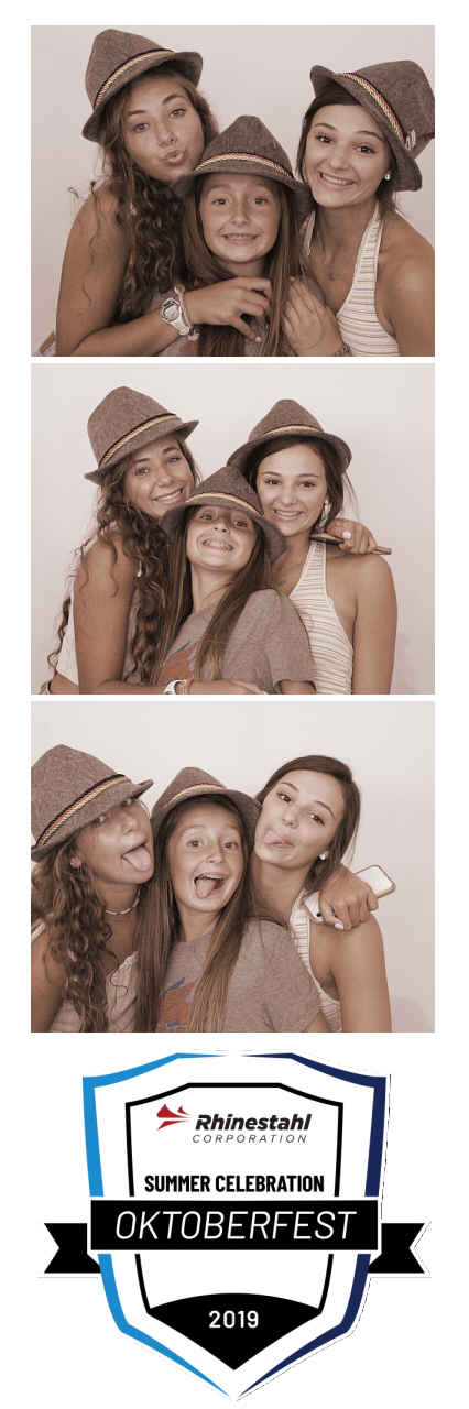 Rhinestahl Oktoberfest  | View more photos from the event at gallery.saycheesephotobooth.com/u/SayCheesePhotoBooth/Rhinestahl-Oktoberfest