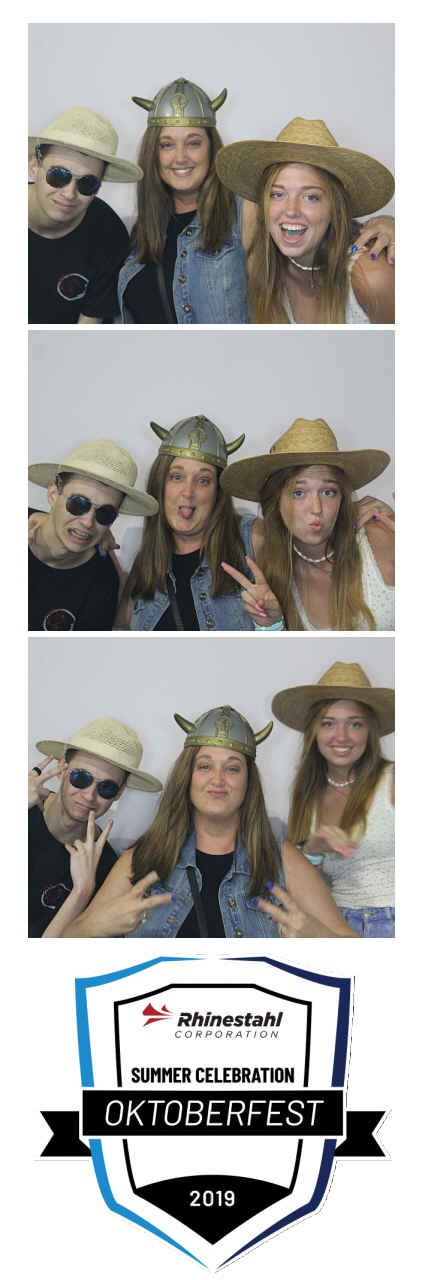 Rhinestahl Oktoberfest  | View more photos from the event at gallery.saycheesephotobooth.com/u/SayCheesePhotoBooth/Rhinestahl-Oktoberfest