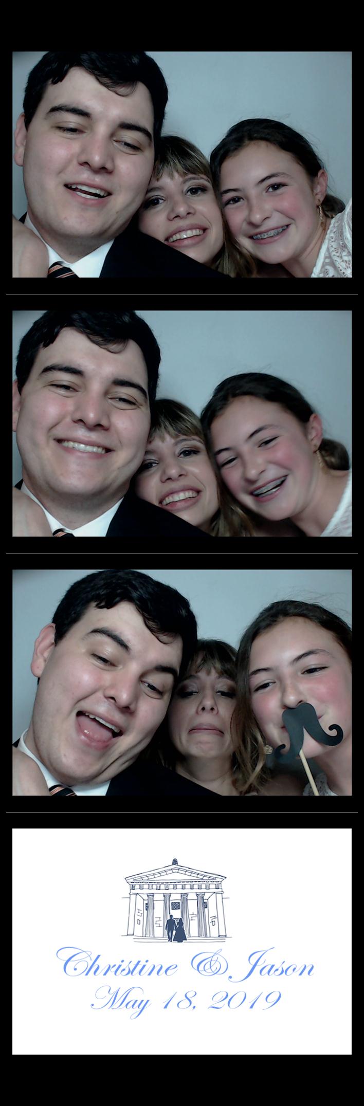 Rubeiz wedding  | View more photos from the event at gallery.saycheesephotobooth.com/u/SayCheesePhotoBooth/Rubeiz-wedding