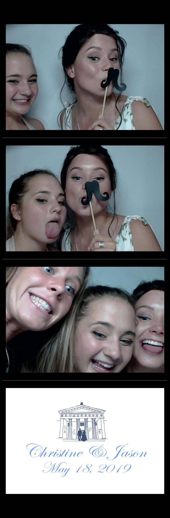 Rubeiz wedding  | View more photos from the event at gallery.saycheesephotobooth.com/u/SayCheesePhotoBooth/Rubeiz-wedding