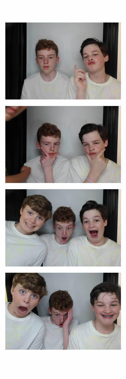 Sacred Heart 8th Grade Graduation | View more photos from the event at gallery.saycheesephotobooth.com/u/SayCheesePhotoBooth/Sacred-Heart-8th-Grade-Graduation