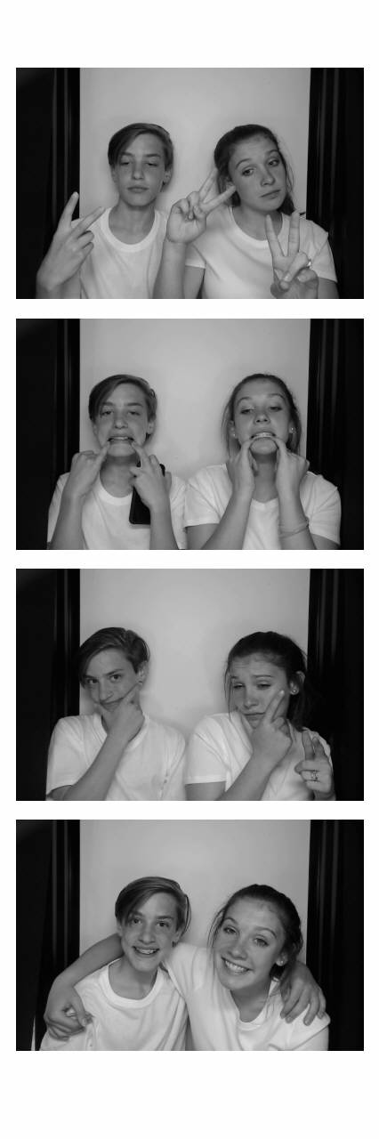 Sacred Heart 8th Grade Graduation | View more photos from the event at gallery.saycheesephotobooth.com/u/SayCheesePhotoBooth/Sacred-Heart-8th-Grade-Graduation