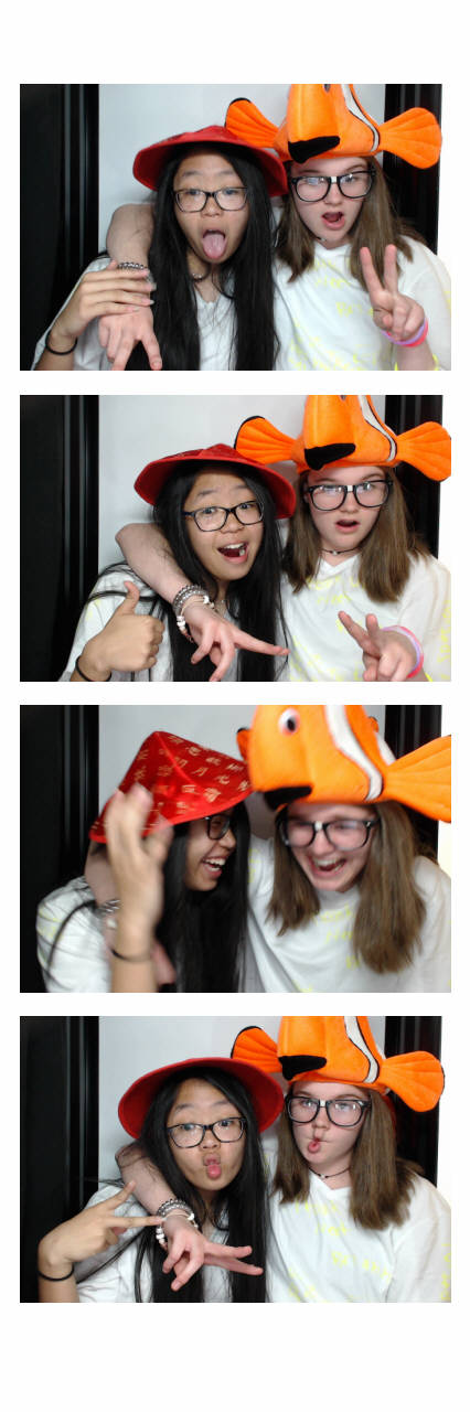Sacred Heart 8th Grade Graduation | View more photos from the event at gallery.saycheesephotobooth.com/u/SayCheesePhotoBooth/Sacred-Heart-8th-Grade-Graduation