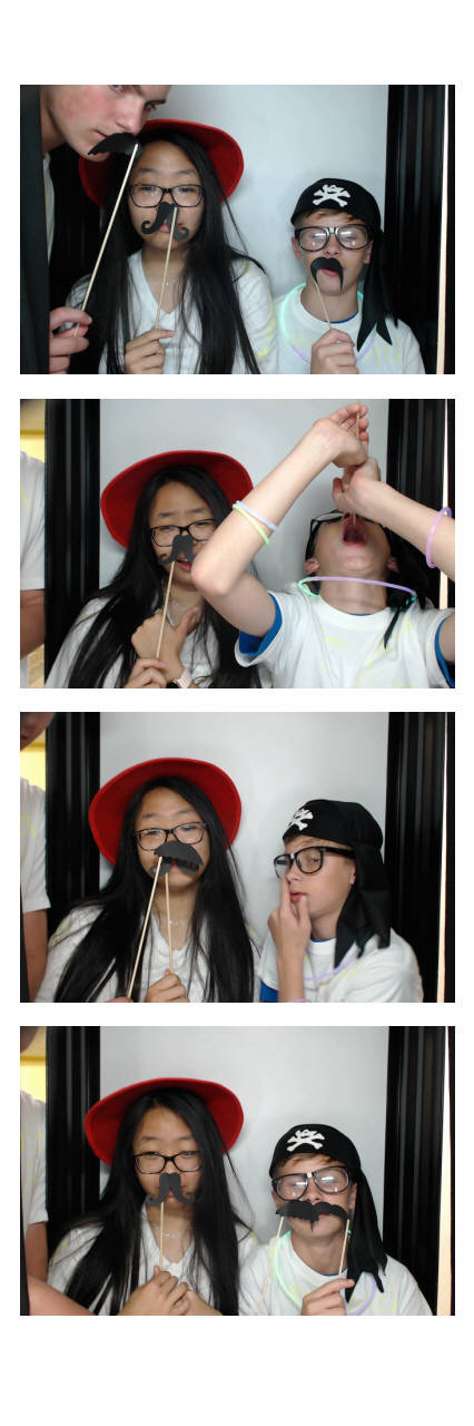 Sacred Heart 8th Grade Graduation | View more photos from the event at gallery.saycheesephotobooth.com/u/SayCheesePhotoBooth/Sacred-Heart-8th-Grade-Graduation