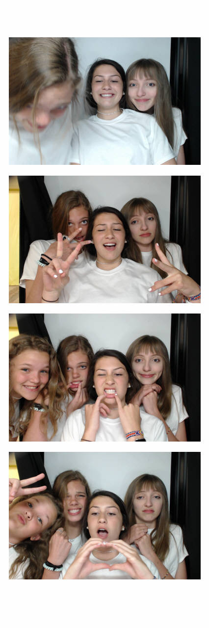 Sacred Heart 8th Grade Graduation | View more photos from the event at gallery.saycheesephotobooth.com/u/SayCheesePhotoBooth/Sacred-Heart-8th-Grade-Graduation