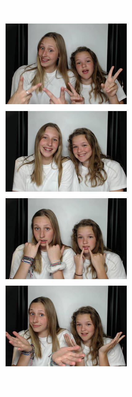 Sacred Heart 8th Grade Graduation | View more photos from the event at gallery.saycheesephotobooth.com/u/SayCheesePhotoBooth/Sacred-Heart-8th-Grade-Graduation