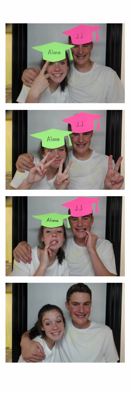 Sacred Heart 8th Grade Graduation | View more photos from the event at gallery.saycheesephotobooth.com/u/SayCheesePhotoBooth/Sacred-Heart-8th-Grade-Graduation