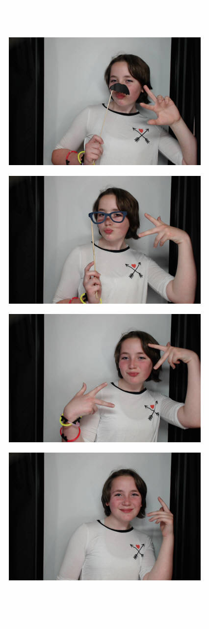 Sacred Heart 8th Grade Graduation | View more photos from the event at gallery.saycheesephotobooth.com/u/SayCheesePhotoBooth/Sacred-Heart-8th-Grade-Graduation