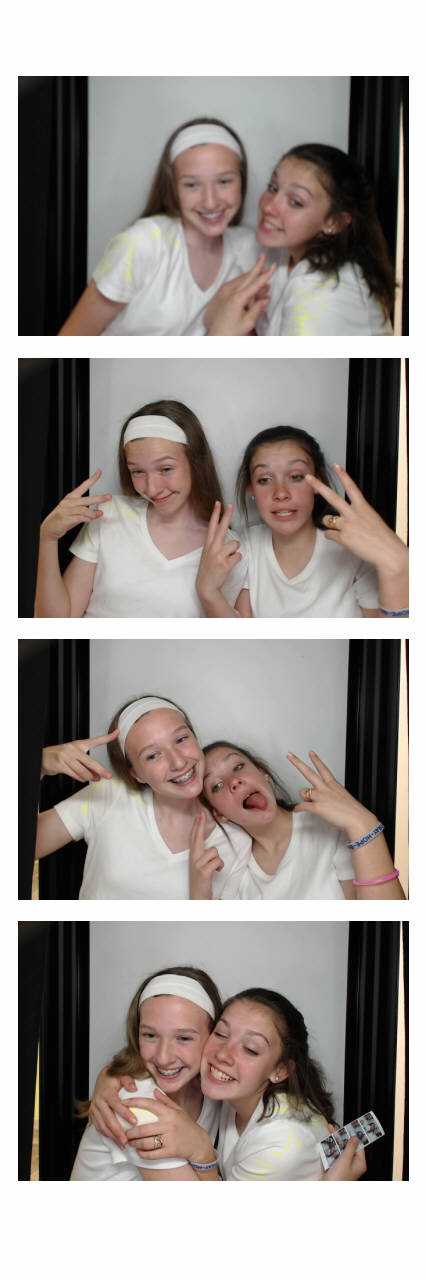 Sacred Heart 8th Grade Graduation | View more photos from the event at gallery.saycheesephotobooth.com/u/SayCheesePhotoBooth/Sacred-Heart-8th-Grade-Graduation