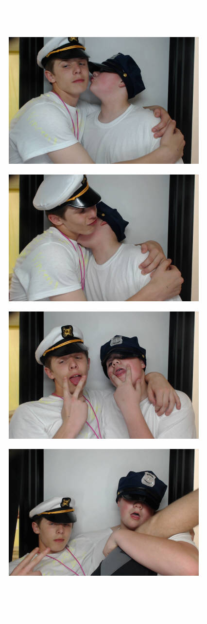 Sacred Heart 8th Grade Graduation | View more photos from the event at gallery.saycheesephotobooth.com/u/SayCheesePhotoBooth/Sacred-Heart-8th-Grade-Graduation