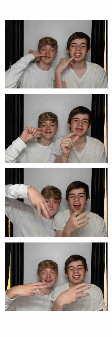 Sacred Heart 8th Grade Graduation | View more photos from the event at gallery.saycheesephotobooth.com/u/SayCheesePhotoBooth/Sacred-Heart-8th-Grade-Graduation