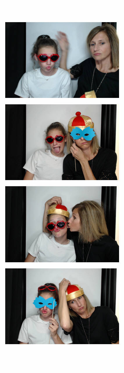 Sacred Heart 8th Grade Graduation | View more photos from the event at gallery.saycheesephotobooth.com/u/SayCheesePhotoBooth/Sacred-Heart-8th-Grade-Graduation