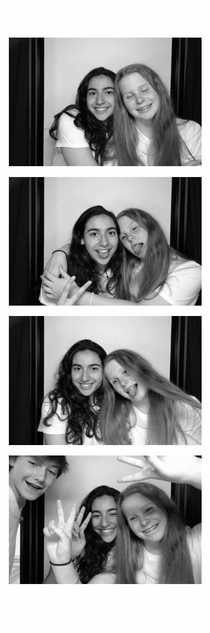 Sacred Heart 8th Grade Graduation | View more photos from the event at gallery.saycheesephotobooth.com/u/SayCheesePhotoBooth/Sacred-Heart-8th-Grade-Graduation