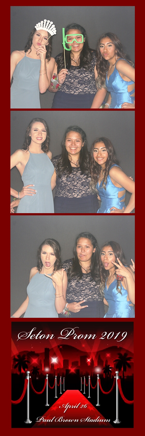 Seton Prom 2019 | View more photos from the event at gallery.saycheesephotobooth.com/u/SayCheesePhotoBooth/Seton-Prom-2019